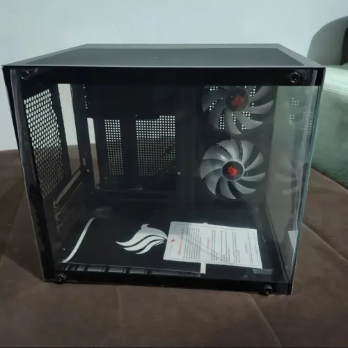 Gabinete Pichau aquário