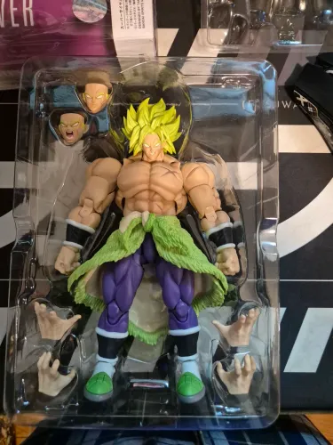 Broly Full Power S.H Figuarts ( LEIA DESCRIÇÃO)