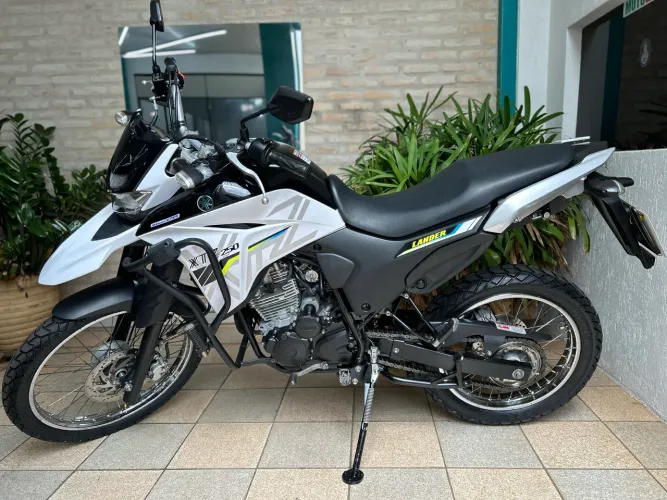 Yamaha Lander 250