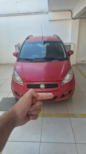 Fiat Idea Attractive 1.4 Fire Flex 8V 5P 2011