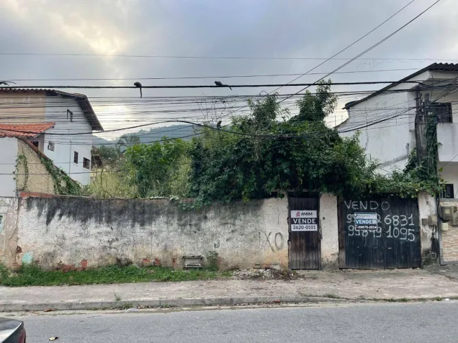Oportunidade! Terreno plano, lote inteiro de 360m² em ótima localização no Cafubá - Niteró
