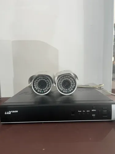 Câmera de segurança luxvison (nunca usado)-(novo)