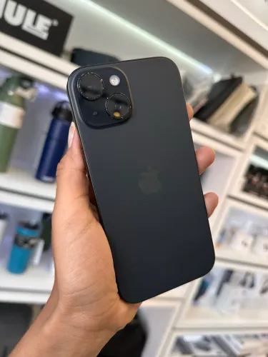 iPhone 15 - 256GB black 