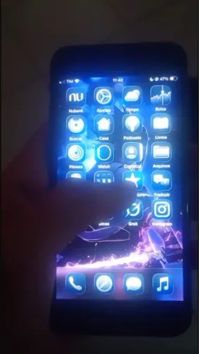 iPhone SE 2 pra se livrar logo