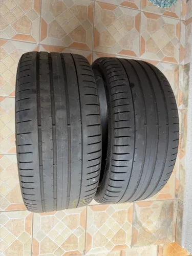 Pneu Pirelli PZero 255/35 R19 RunFlat