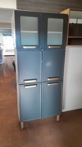 Vendo armação de aço cor cinza