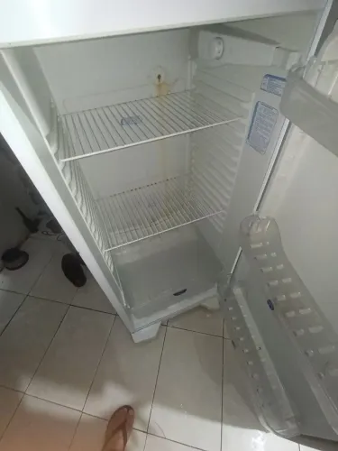 Geladeira Dako Redk 37