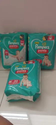 Fraldas descartáveis 