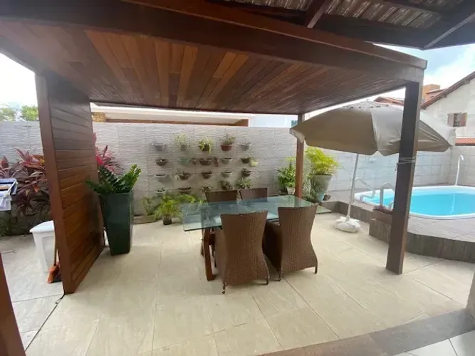 Casa em Condomínio Fechado no Altiplano