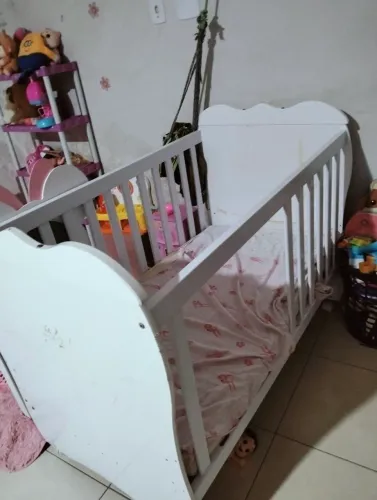 Vendo berço que vira cama montessoriana