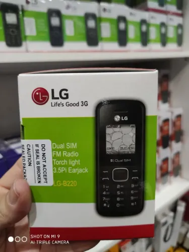 CELULAR LG B220s 2027 VERSÃO RURAL MODELO NOVO DESBLOQUEADO PEGA TODOS OS CHIPS 
