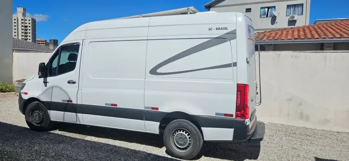 Mercedes-Benz Sprinter 416 Furgão Longo T.a. 2.2 Dies 2021