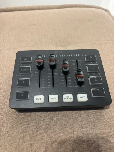 Kit mesa e microfone Fifine
