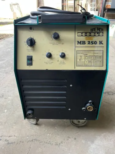 MÁQUINA DE SOLDA MIG