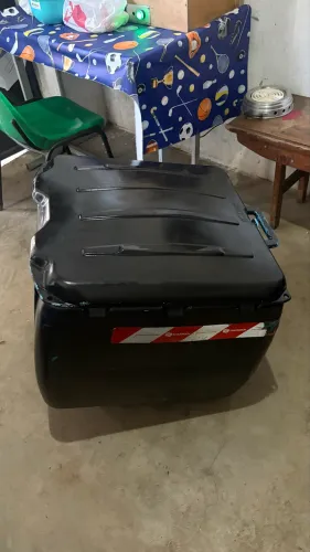 Baú de moto