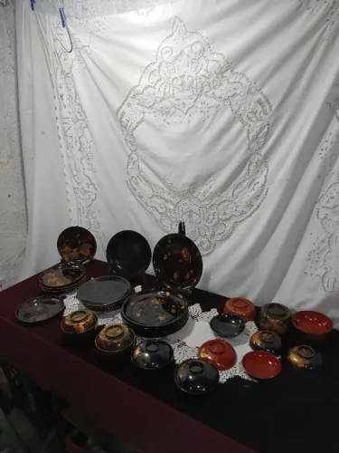 Antigos Pratos De Laca Japonesa De Madeira Pintura A Ouro