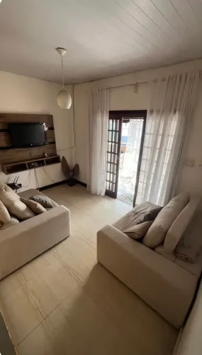 Alugo quarto individual só para mulheres no bairro Planalto