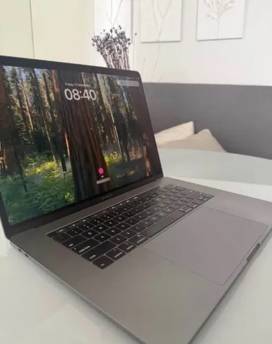 Macbook Pro 2018 16 POL/ i7/ 16GB RAM/ 512 SSD