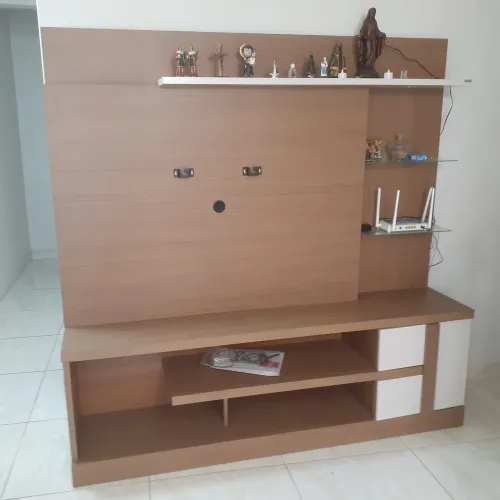 Estante para sala de tv seminova!