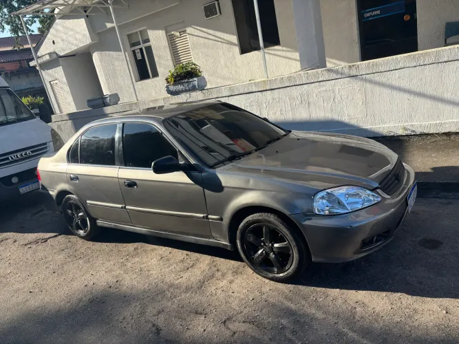 Honda Civic Sedan LX 1.6 16V Mec. 4P 2000