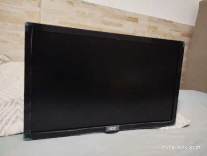 Monitor AOC