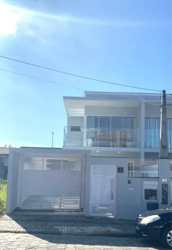 Casa em Zimbros, Bombinhas