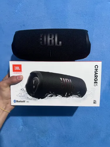 Vende-se JBL Charge 5