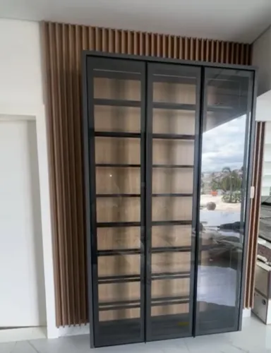 Adega Planejada com LED