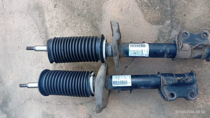 Vendo Amortecedores Dianteiro para Fiat Argo