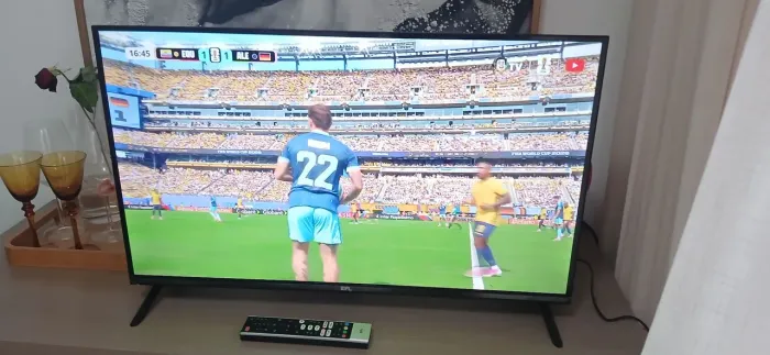 Tv 32 polegadas EFL  Bluetooth Android borda infinita novinha
