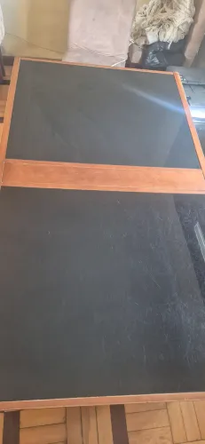 Mesa madeira com tampo de vidro