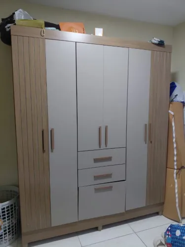 GUARDA ROUPA
