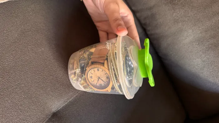 pote de jóias vintages misteriosas
