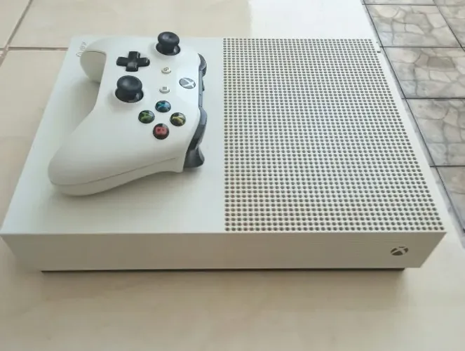 XBOX ONE S - ALL DIGITAL EDITION