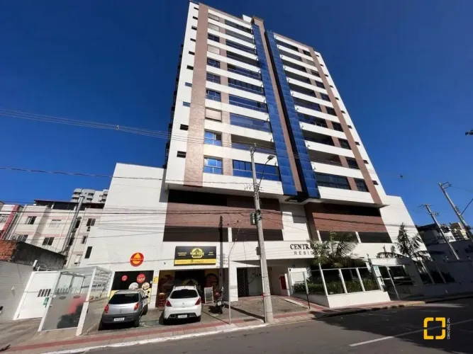 Loja comercial à venda no bairro Kobrasol, São José, SC.