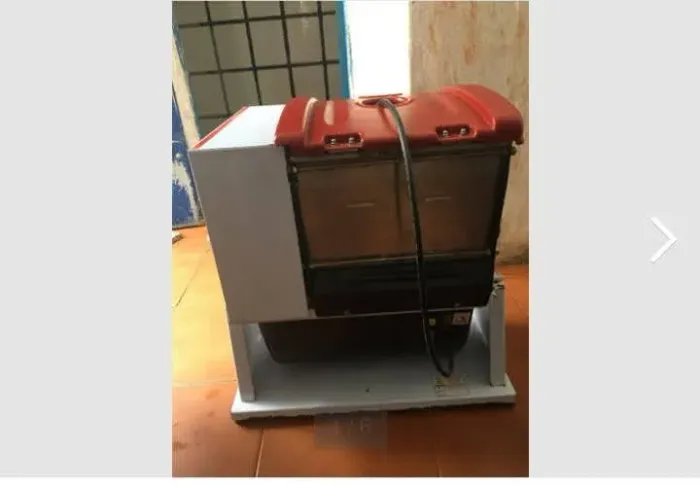 Masseira para pães e pizza.