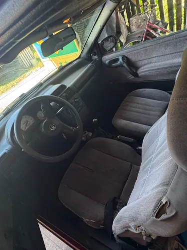 Chevrolet Corsa GL 1.6 MPFI / 1.4 EFI 2P E 4P 1996