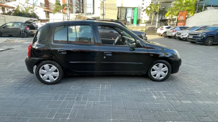 Renault Clio Hi-flex 1.0 16V 5P 2012