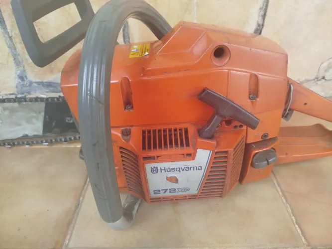 Motoserra Husqvarnia 272