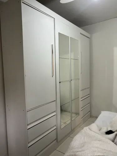 Guarda - Roupa (Casal)