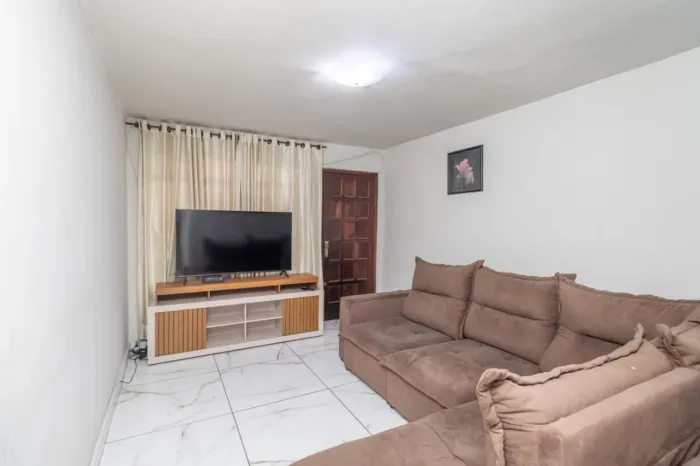Sobrado para venda em Vila Inglesa com 2 quartos, 88m²