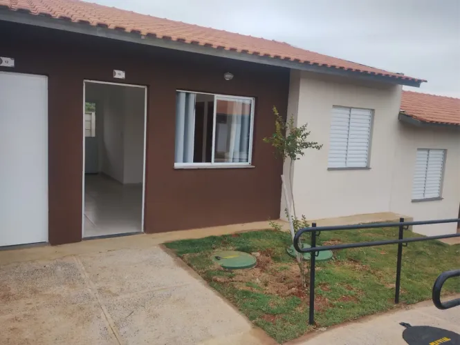 Casa em condomínio completo