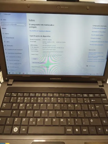 Notebook Samsung R440 - Core i3 / 6GB RAM / SSD 120GB