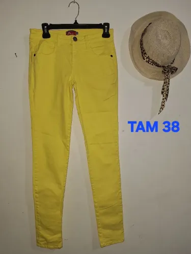 Calças jeans tam 38 e 40