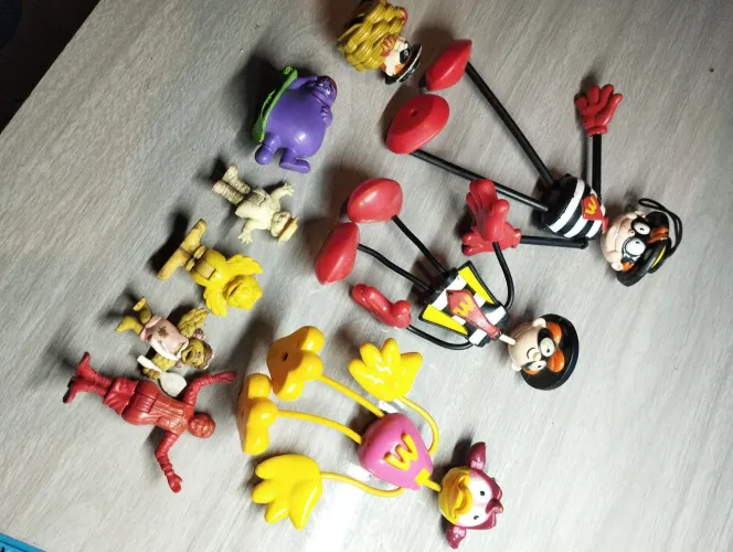 9 Bonecos Mc Donalds