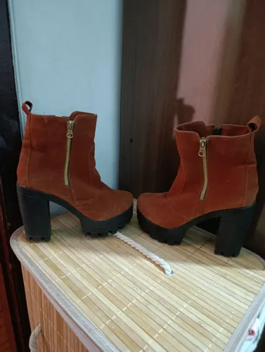 Bota Tratorada marrom ?