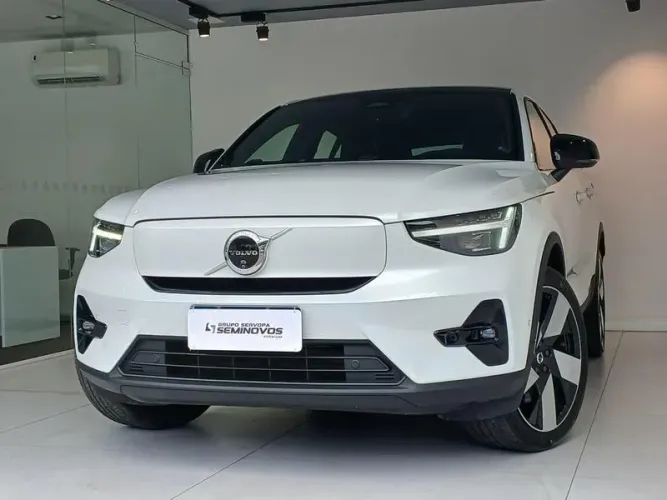 Volvo C40 Twin Ultimate (elétrico) 2024