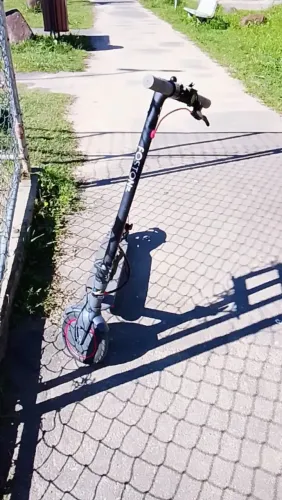 vendendo patinete elétrico