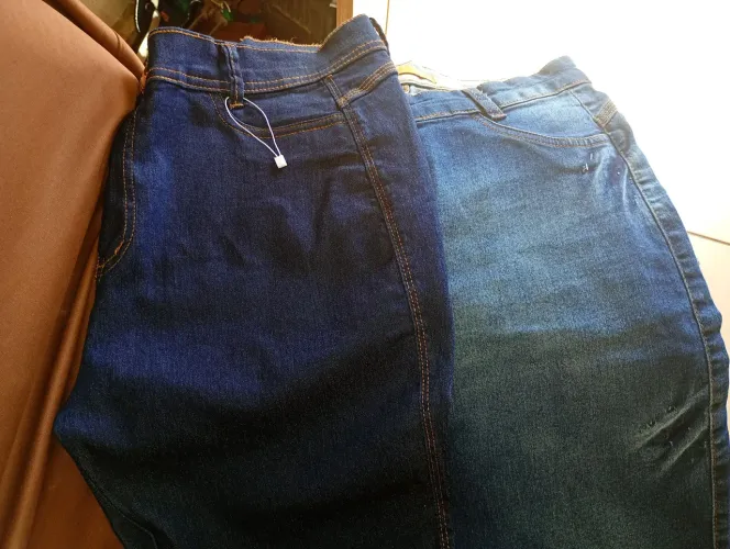 calças jeans nova número 46.2unidades por 100