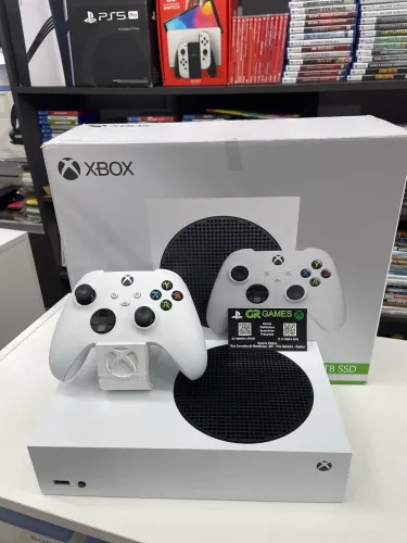 Xbox séries s de 1tb semi novo e com garantia leia o anúncio